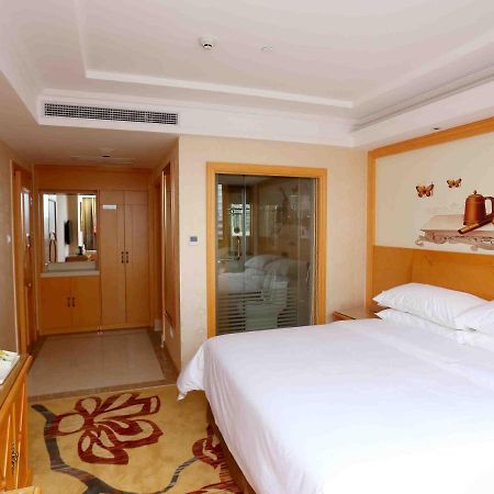 Vienna Hotel Zhongshan West District Exterior foto